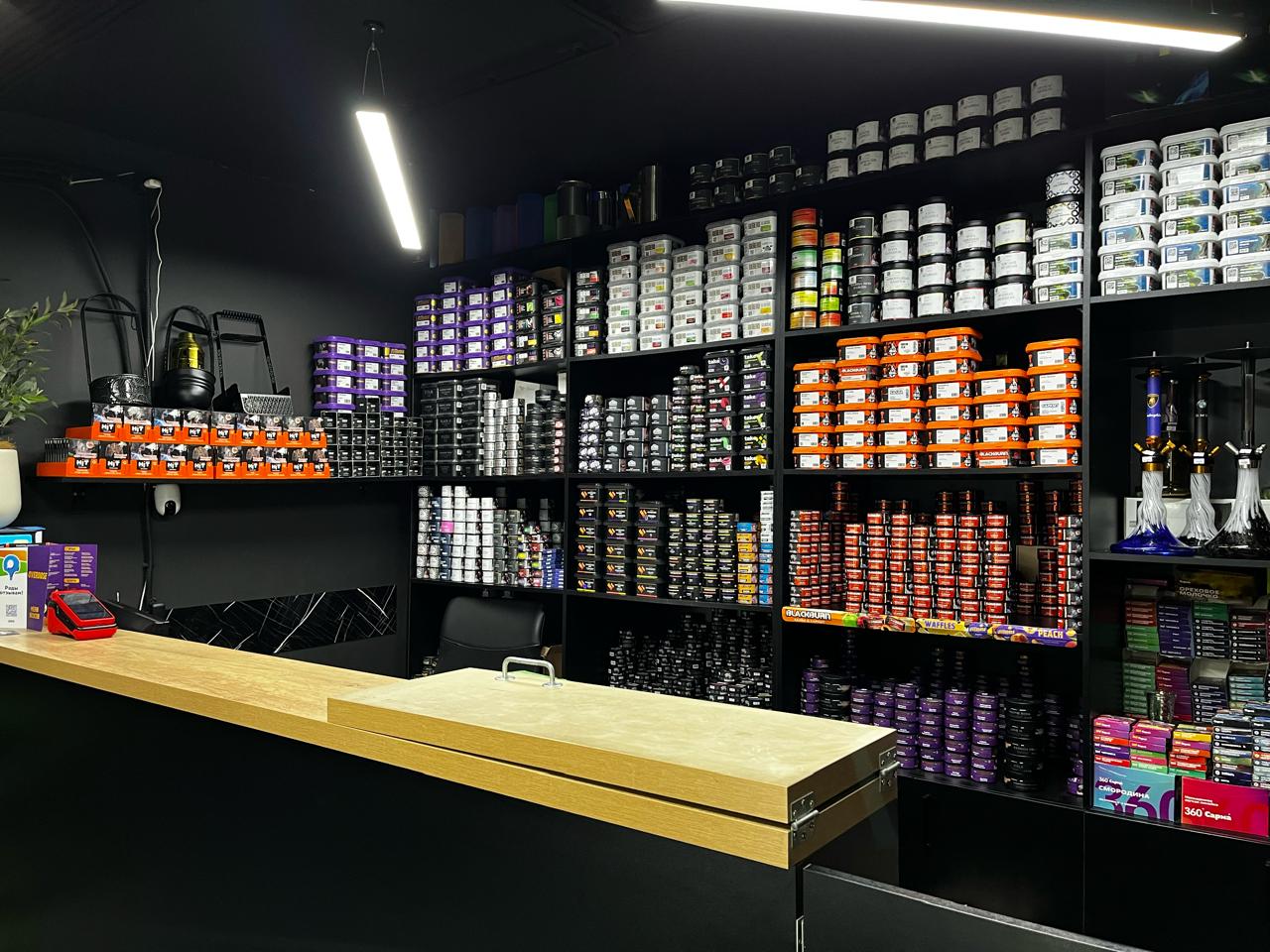 витрина товаров KYRILKA&shop